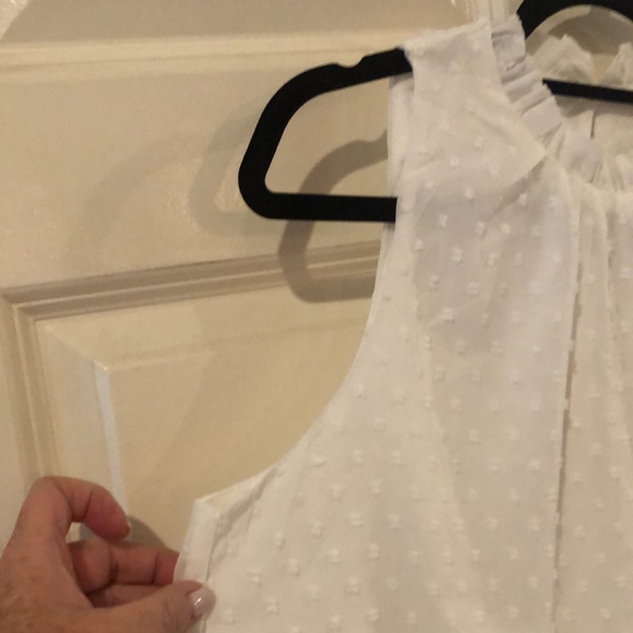 Ladies white chiffon halter blouse. Size L. - Picture 3 of 6